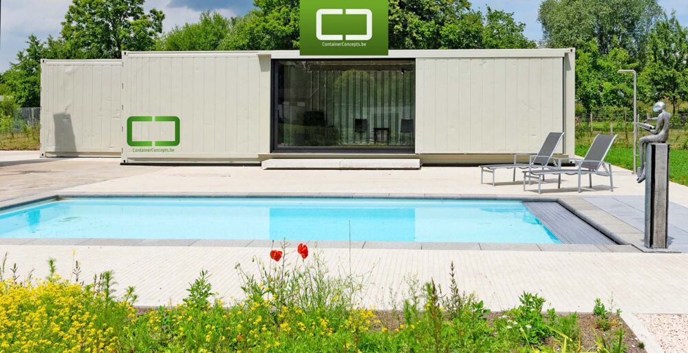 Container poolhouse