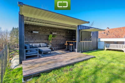 Container lounge bar