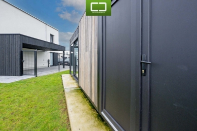 Container kantoor en berging