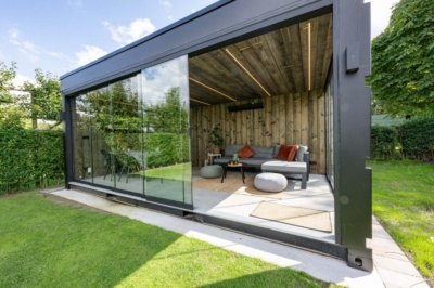 Container poolhouse met berging