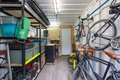 Container poolhouse berging