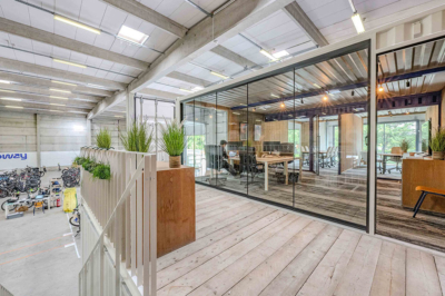 Upway_balcony_office2