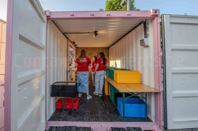 Kassacontainer Flying Pig binnen