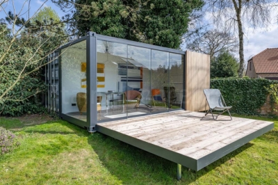 Lounge_terras-frontleftoverviewclose