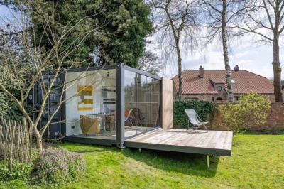 Lounge_terras-frontleftoverviewfar